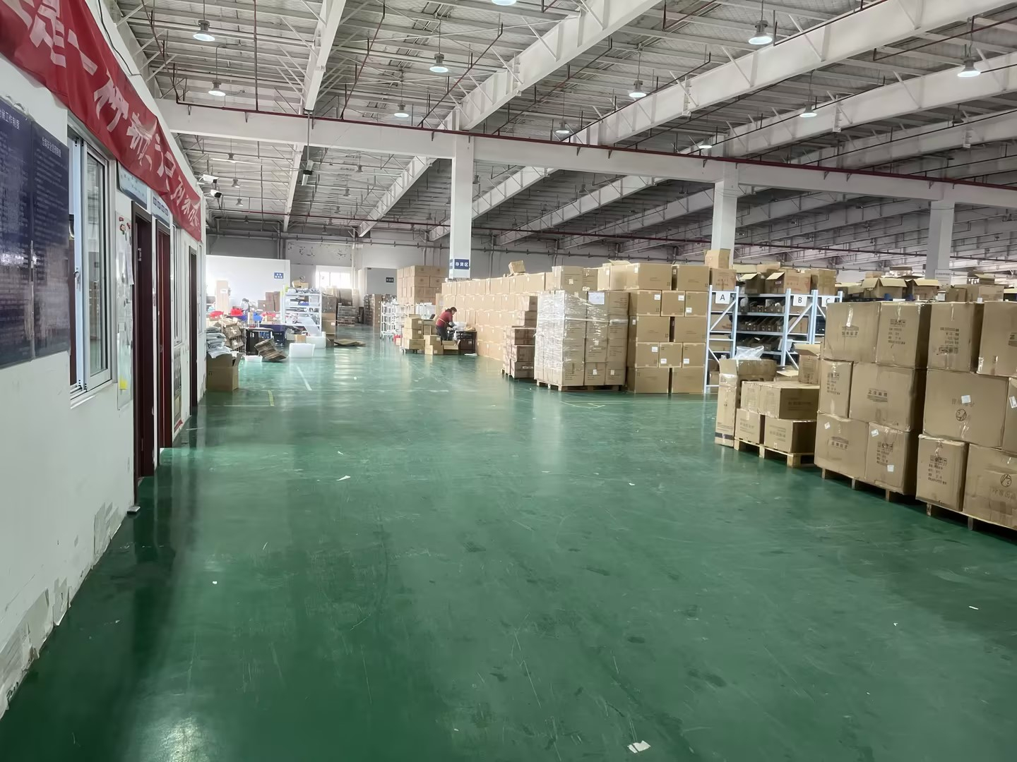 电商仓储业求实现表包托管的新型模式