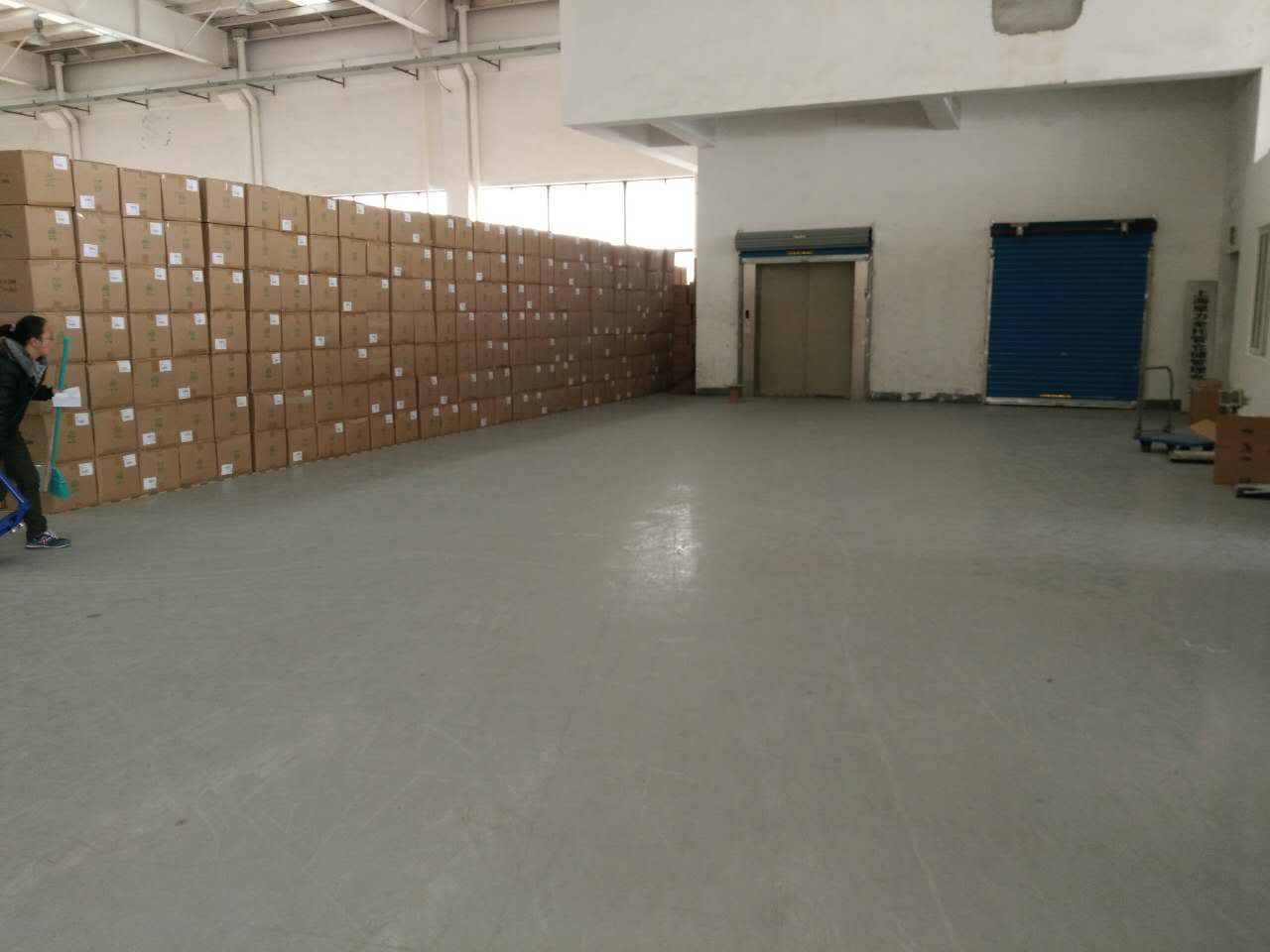 跨境市场仓库怎么样，治理好吗？